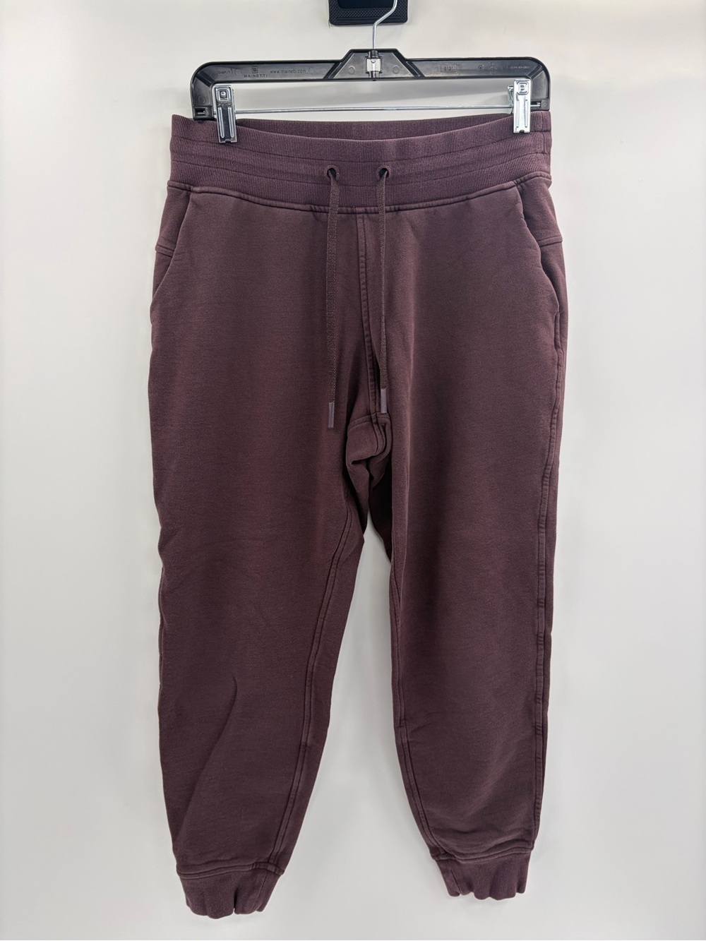 Lululemon warm down cuffed cozy comfortable pelt sweatpants joggers size 8